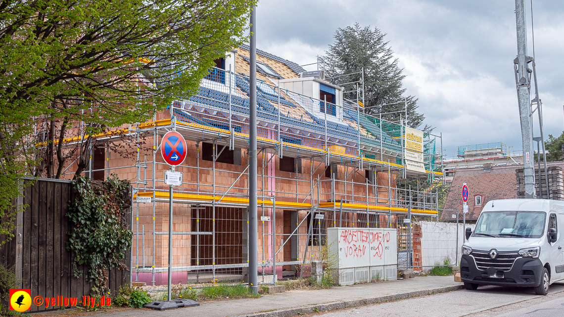 27.04.2023 - Burgfotos von der Baustell Niederalmstraße 16 in Neuperlach